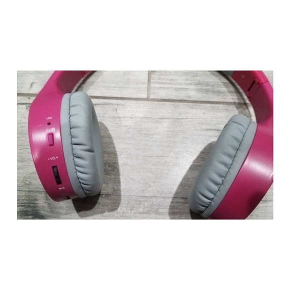 💕Pink Ear Phone 💥Bundle & Save💥 - Picture 2 of 4
